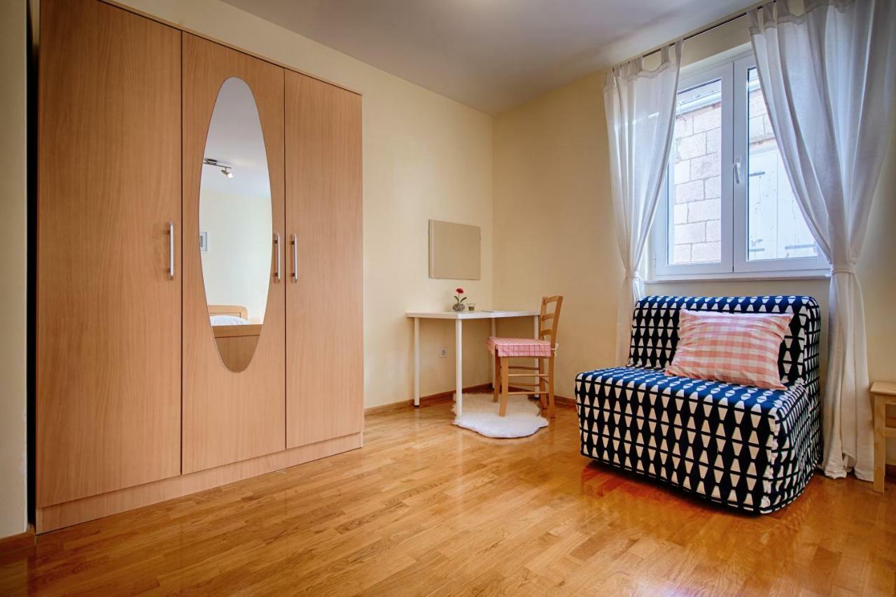 Apartments Marinkovic Komiža מראה חיצוני תמונה